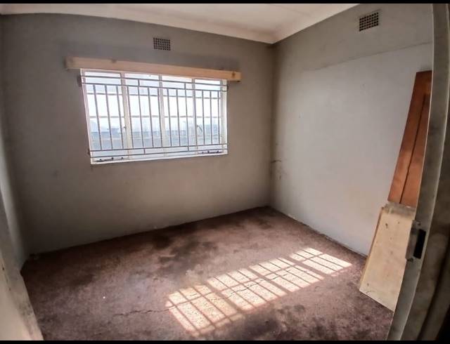 3 BEDROOM HOUSE FOR SALE IN ELSBURG